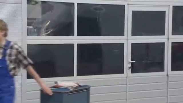 Секционные ворота2 смотреть онлайн