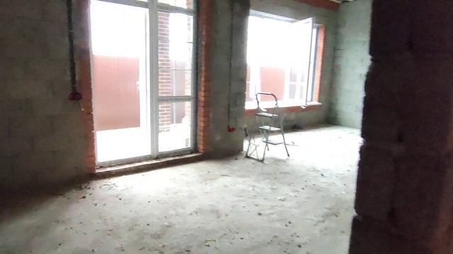 Еще раз снял этот дом, уже есть крышка и окна. смотреть онлайн