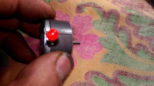 Как проверить моторчик из игрушки без батареек и мультиметра.