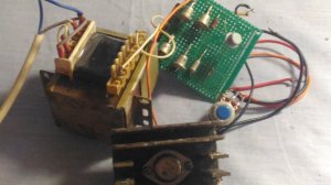 Блок питания для начинающих на П214.