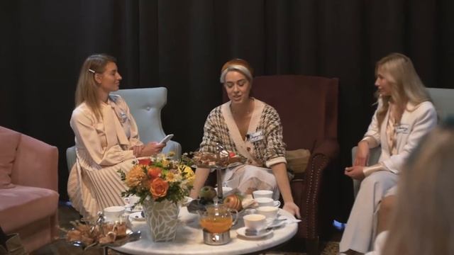 #5oclockmadamkuku встреча со стилистом Мирославой Лепской @mirolepa #КуКуТаганрог смотреть онлайн