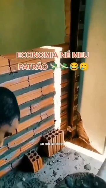 É uma fiada de tijolo e outra fiada de massa kkk vai falir o patrão desse jeito 🤣🤣 смотреть онлайн