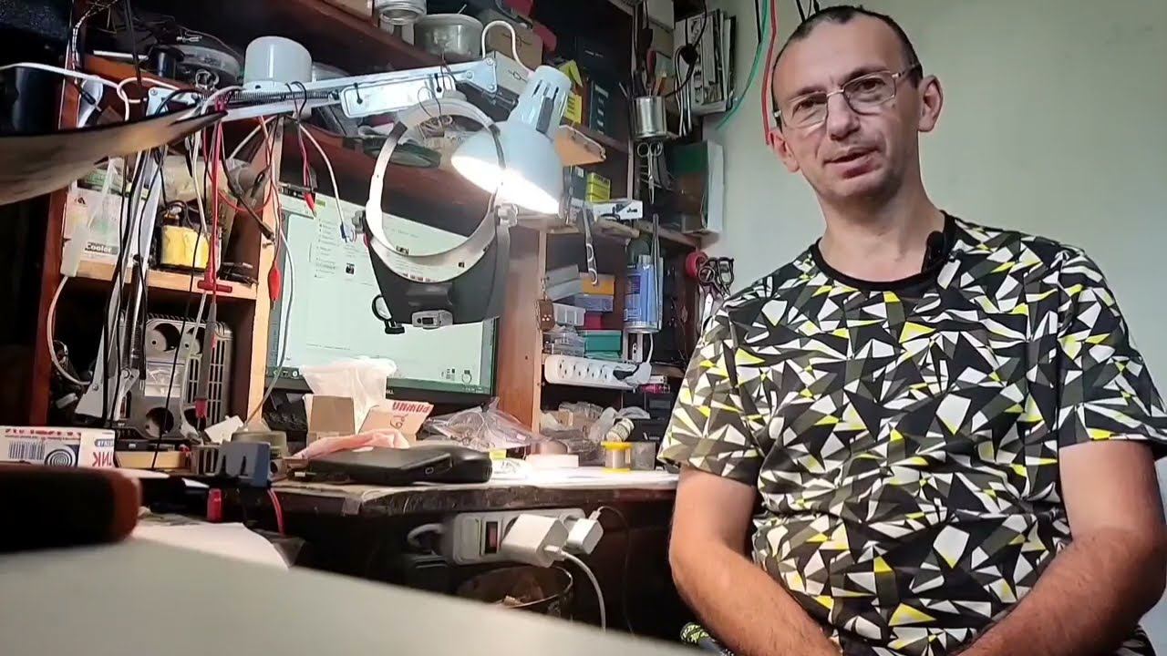 Отличный радиоконструктор. Генератор 1 Гц -1мГц. Сборка и проверка осциллографами. смотреть онлайн