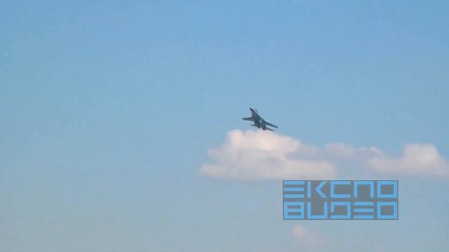 United Aircraft Corporation - Su-32 (Su-34) Fullback Stealth Fighter-Bomber [1080p] смотреть онлайн