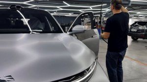 Lixiang L7: установка стекл с электротонировкой