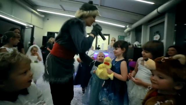 Новогодняя ёлка в Family Lab смотреть онлайн