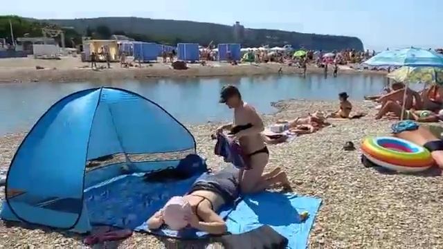 ДИВНОМОРСКОЕ ЗДЕСЬ И СЕЙЧАС.😊🌞👍#пляжныйотдых #дивноморское#дивноморск смотреть онлайн