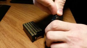 Снаряжение магазина 22LR не касаясь пули и не пачкая руки