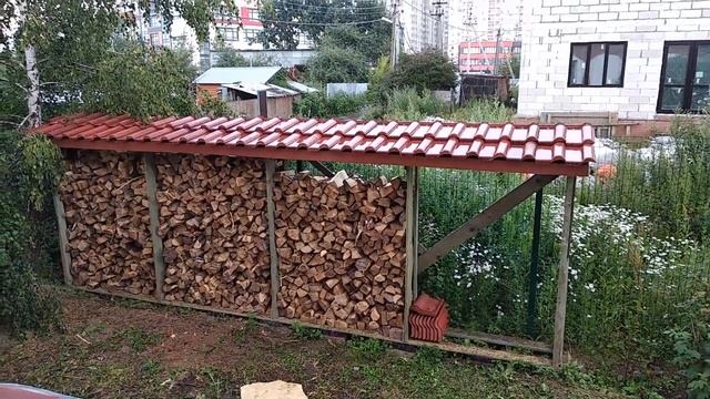11 июля 2023. Дровница под черепичной крышей смотреть онлайн