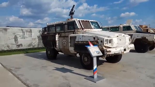 Выставка захваченного оружия в Сирии смотреть онлайн
