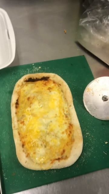 Я еще и повар в гостинице не только администратор) смотреть онлайн