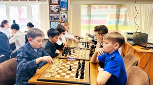 Шахматисты Сургутского района сразились в турнире «Белая ладья»