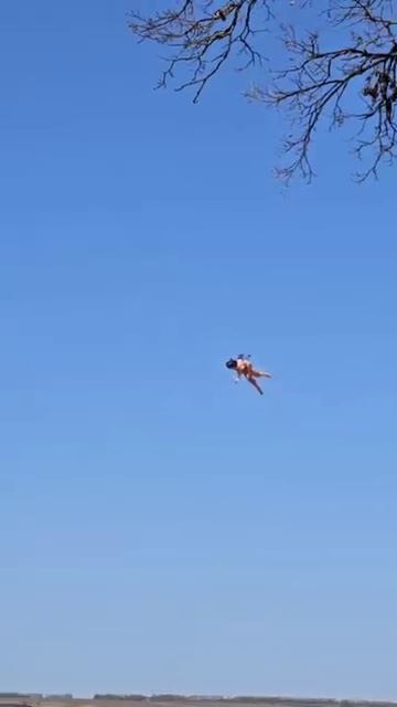 Боевикам ВСУ доставляют женщин на дронах смотреть онлайн