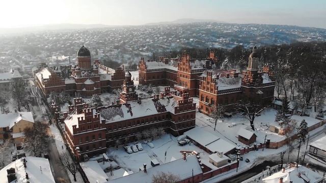 Пейзаж, Черновицкий Университет, наследие Юнеско, Черновцы, Украина. смотреть онлайн