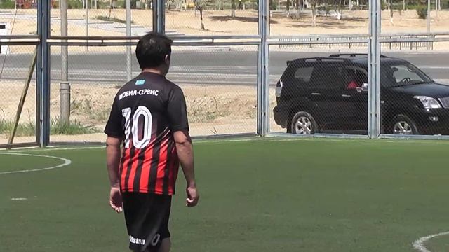 «Каспий» в напряженной борьбе уступил «Мобил Сервису» смотреть онлайн