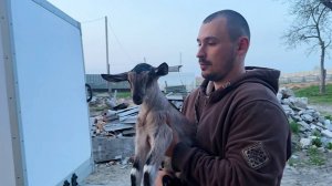 Обещании нужно исполнять. Поехали отдыхать всей семьей. Вечером взяли работу на дом.