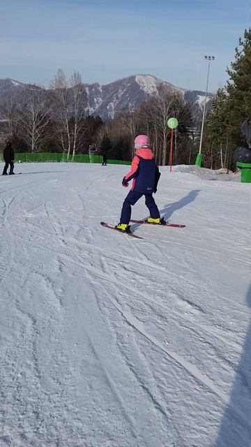 #горнолыжныйкурорт #манжерок #алтай #горныйалтай #snow #учуськататься #зима #лыжи смотреть онлайн