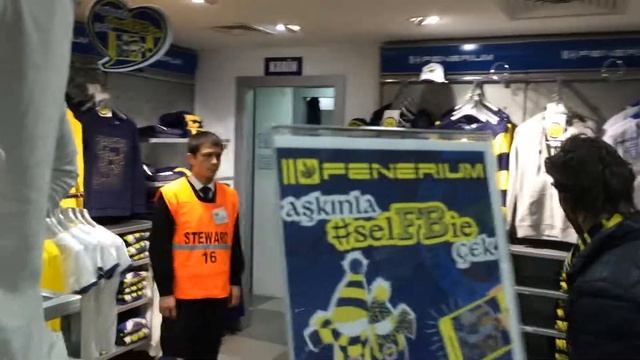 Фирменный магазин футбольного клуба "Фенербахче" смотреть онлайн
