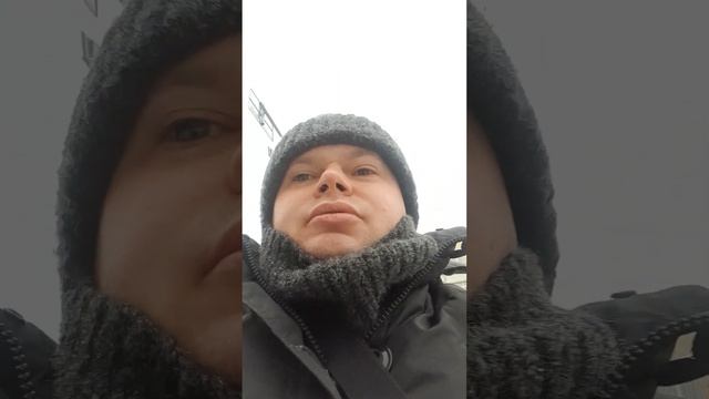Хостел Хот на Спартаковской. Следы клопов на кровати, строители и т.п. смотреть онлайн