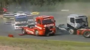 Ралли на грузовиках.