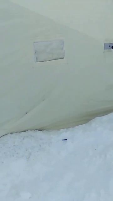 После ветреной ночи. Ветер сдвинул палатку смотреть онлайн