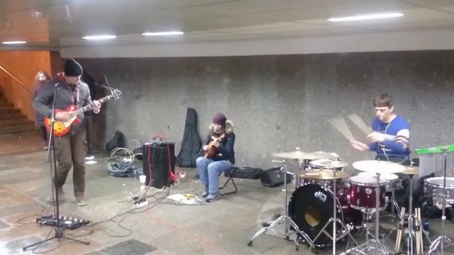 RBBand(Razdolbai Blues Band)- Начало концерта. Первая тема (cover) (instrumental) смотреть онлайн