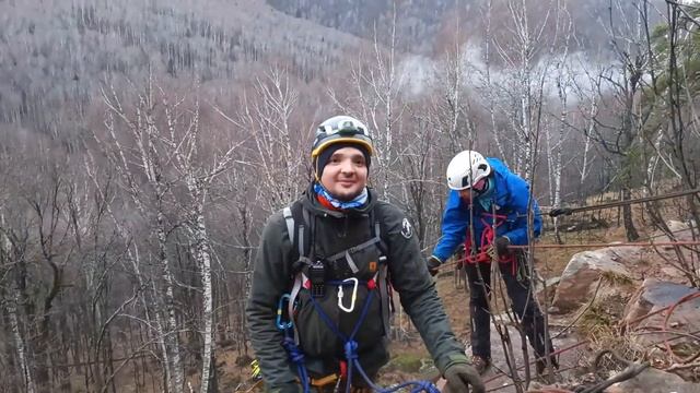 Золотой Жумар 4 серия - Выезд на Ашинские скалы, ДР Гульбахет смотреть онлайн