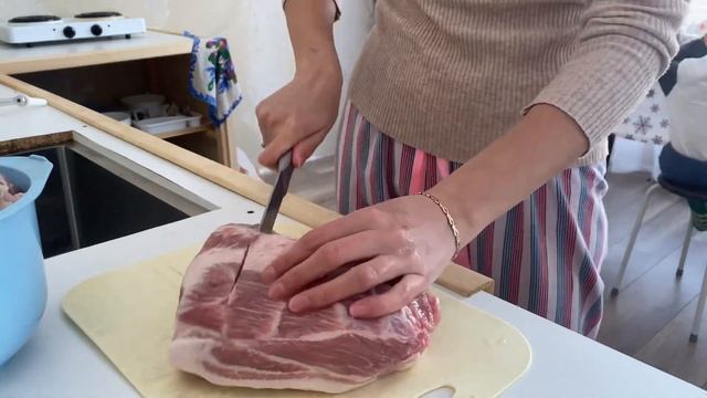 РАЗДЕЛЫВАЮ МЯСОКРУТИМ ФАРШ смотреть онлайн