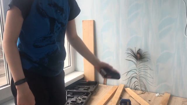 Мастерская на лоджии!!! Очень дёшево.1Часть смотреть онлайн