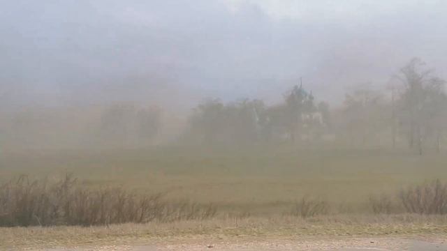 Непонятное явление в Тульской области. Ужасный смог по дороге в Москву. смотреть онлайн