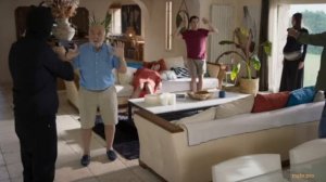 Надо было ехать в Грецию (2024) . Комедия . Франция . Трейлер