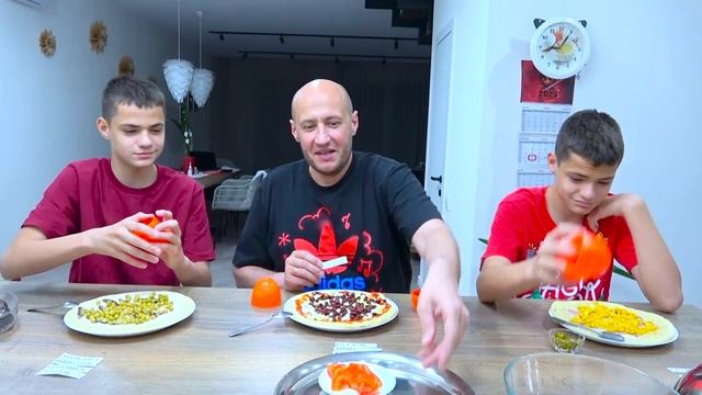 СЛАДКАЯ ПИЦЦА? ЛИШЬ БЫ В ШКОЛУ НЕ ИДТИ!!! смотреть онлайн