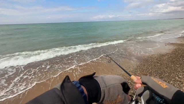 ВЕСЕННИЙ САРГАН. РАЗДАЧА НА ПИЛЬКЕР. РЫБАЛКА В КРЫМУ 🎣 смотреть онлайн
