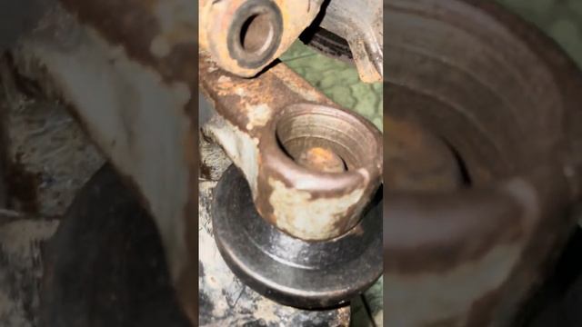 Nissan X-Trail 3 T32, 2015г 2.5 бензин замена шаровой опоры