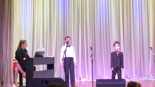 Неаполитанская народная песня «Санта Лючия» Ивашков Георгий 6 лет. Педагог Ирина Ильина смотреть онлайн