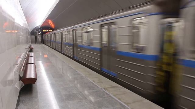 Отправление 81-717/714.6 с станции Бутырская смотреть онлайн