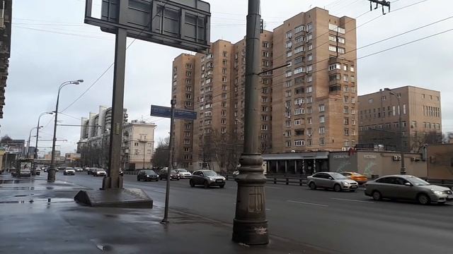 Прогулки по Москве / Москва 2020 смотреть онлайн