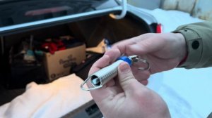 Chevrolet Cobalt. Установка пружины в багажник