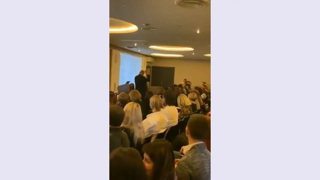 Лидерство и самооправдание. Как мотивировать поколение X, Y, Z смотреть онлайн