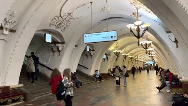 ЛИНИЯ 3-СТАНЦЫЯ АРБАТСКАЯ смотреть онлайн