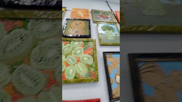 Выставка "Фруктовая палатка" Александра Садыкова 🖼🍉🍊🍍🍅🥦🍒🥝 смотреть онлайн