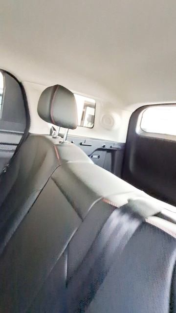 Мимо такого автомобиля спокойно пройти нельзя смотреть онлайн