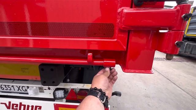 Самосвальний прицеп зерновоз. Пригон причепів з Європи. Під ключ. смотреть онлайн