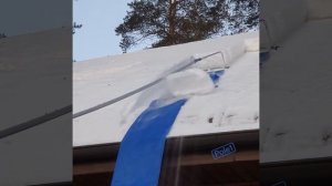 Скребок для уборки снега с крыши с тканью