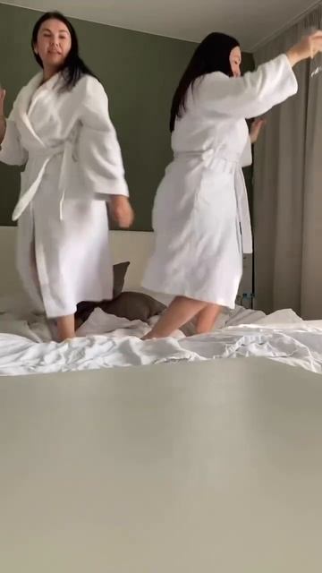 Наши заводные гости 😍 смотреть онлайн