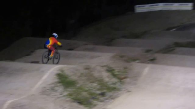 Finallauf BMX Race Gravity Cup смотреть онлайн
