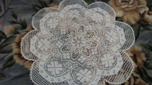МИНИ-СКАТЕРТЬ "ХРИЗАНТЕМА" В ТЕХНИКЕ ФИЛЕЙНОГО ВЯЗАНИЯ КРЮЧКОМ. ЧАСТЬ 1