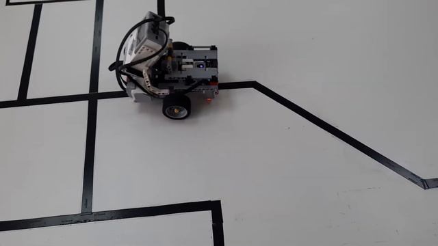 AR2T2 - 2018 смотреть онлайн
