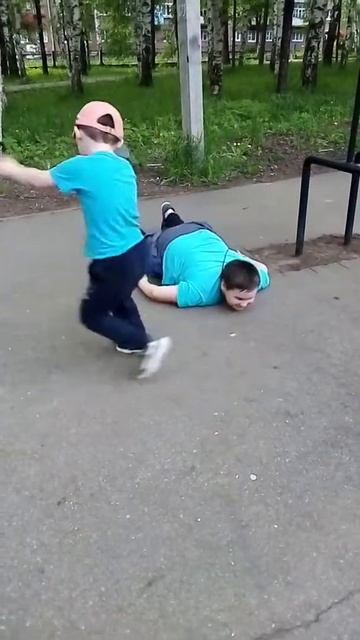 Просто без слов.ЕДЕТ КРЫША