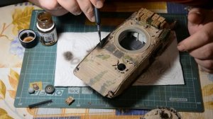 Сборка и покраска БМП-2Д от «Trumpeter» в масштабе 135  Assembly and painting of the model BMP-2D
